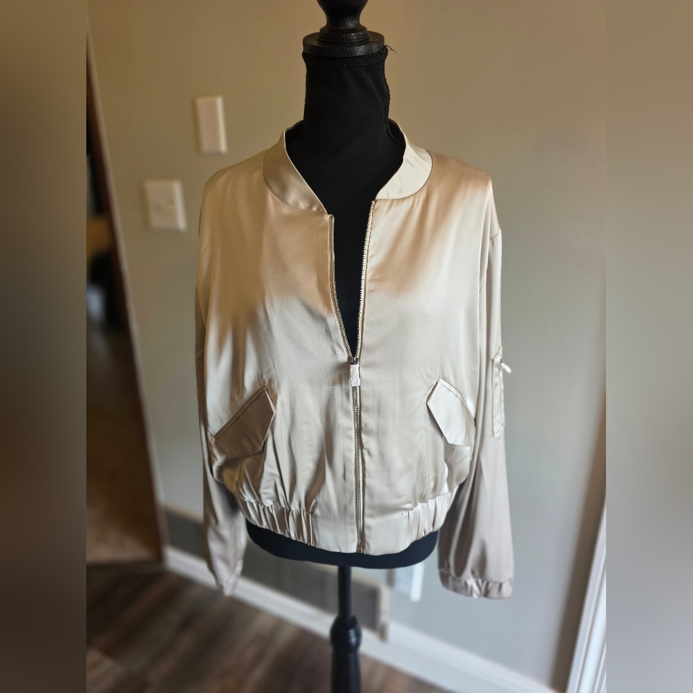 NWT Maison D'amelie Light Beige Satin Bomber Jacket - Women's